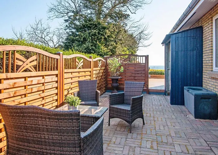 Panoramic Water View - By Traum 別荘