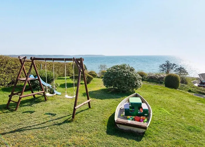 Panoramic Water View - By Traum 別荘