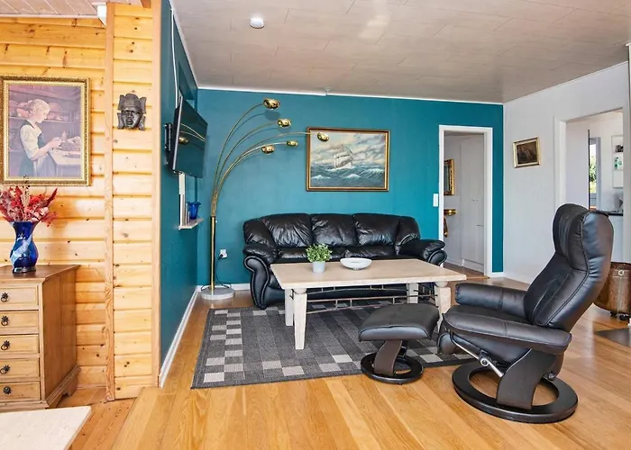 Panoramic Water View - By Traum *